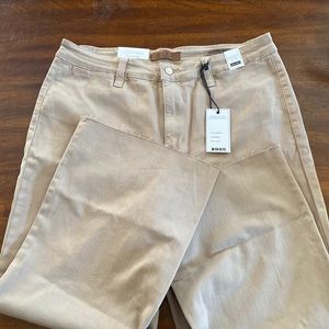 BNWT Judy Blue khaki high waist raw hem capris size 15/32